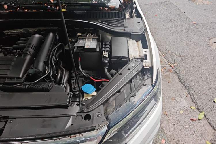 Used Volkswagen Sagitar 2021 200TSI Manual Overdrive Edition Engine Bay Left