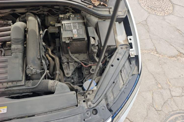 Used Volkswagen Sagitar 2021 280TSI DSG Excellence Edition Engine Bay Left