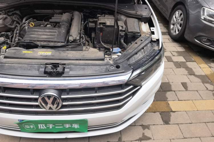 Used Volkswagen Sagitar 2021 280TSI DSG Excellence Edition Engine Bay Left