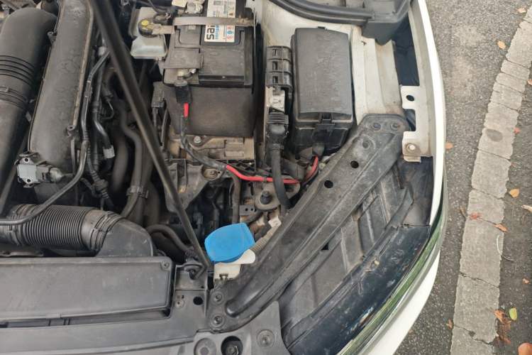 Used Volkswagen Sagitar 2021 200TSI DSG Excellence Edition Engine Bay Left