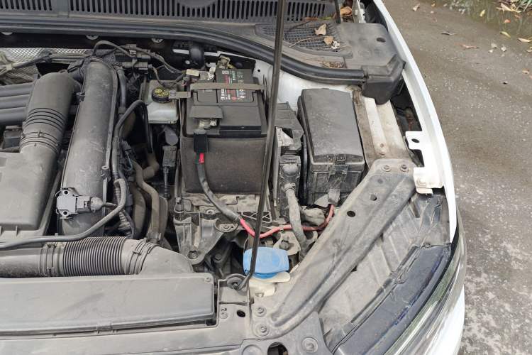 Used Volkswagen Sagitar 2021 280TSI DSG Excellence Edition Engine Bay Left
