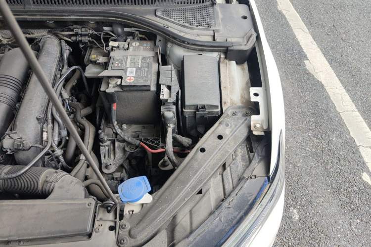 Used Volkswagen Sagitar 2021 280TSI DSG Excellence Edition Engine Bay Left