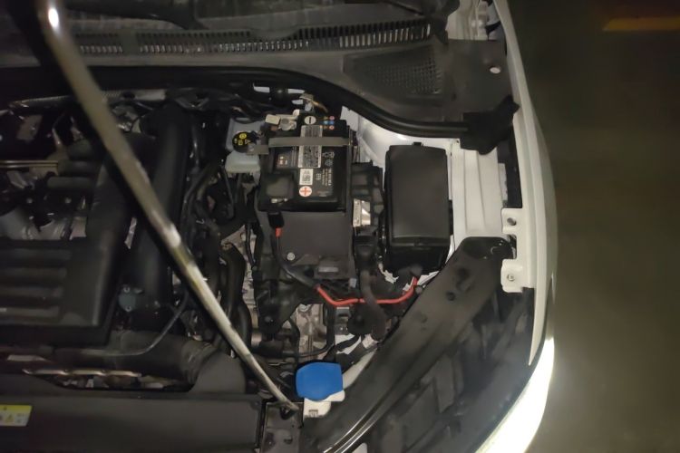 Used Volkswagen Sagitar 2021 280TSI DSG Excellence Edition Engine Bay Left
