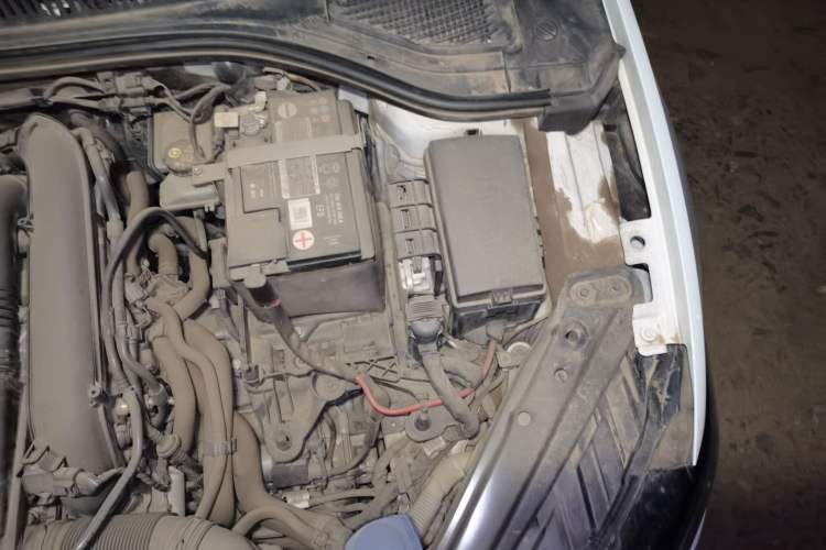 Used Volkswagen Sagitar 2021 280TSI DSG Comfort Connect Edition Engine Bay Left