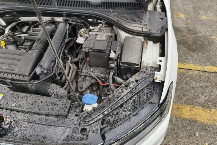 Used Volkswagen Sagitar 2021 280TSI DSG 30th Anniversary Edition Engine Bay Left