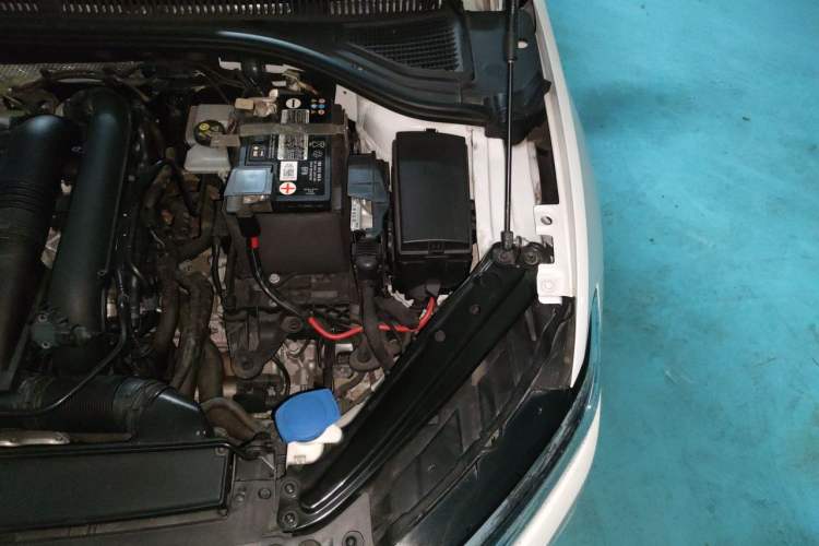 Used Volkswagen Sagitar 2021 280TSI DSG 30th Anniversary Edition Engine Bay Left