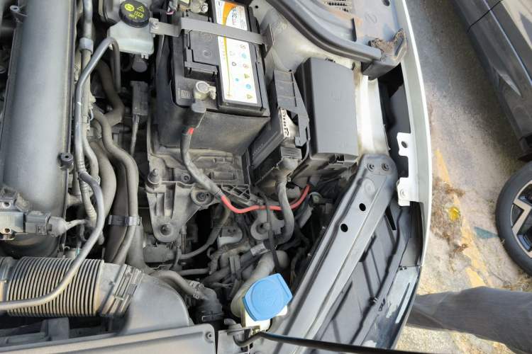 Used Volkswagen Sagitar 2021 280TSI DSG Comfort Connect Edition Engine Bay Left