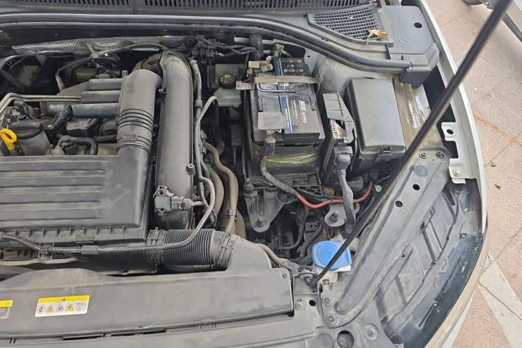 Used Volkswagen Sagitar 2021 280TSI DSG 30th Anniversary Edition Engine Bay Left
