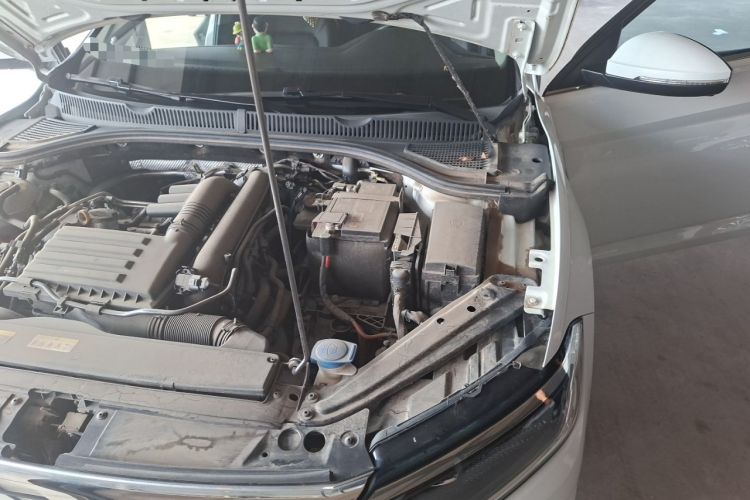 Used Volkswagen Sagitar 2021 280TSI DSG Excellence Edition Engine Bay Left