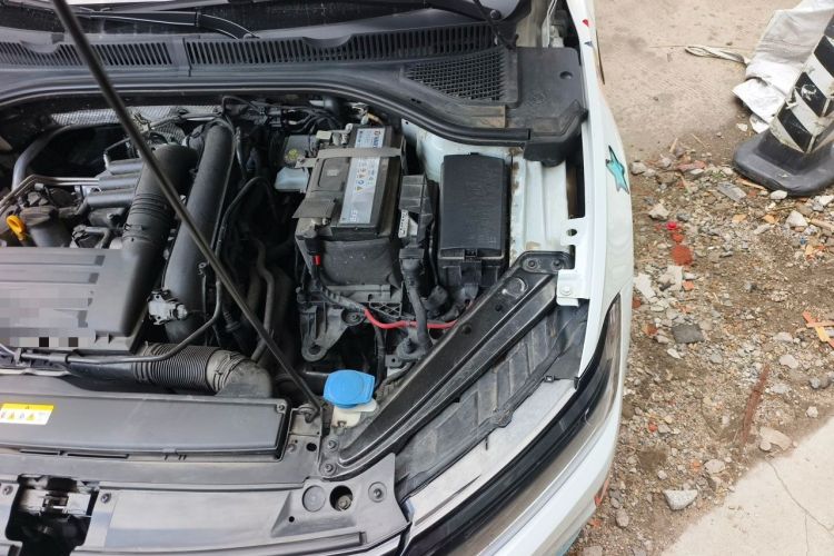 Used Volkswagen Sagitar 2021 280TSI DSG 30th Anniversary Edition Engine Bay Left