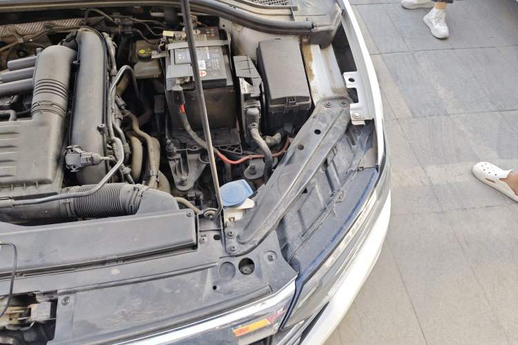 Used Volkswagen Sagitar 2021 280TSI DSG Comfort Connect Edition Engine Bay Left