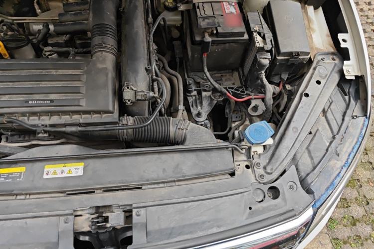 Used Volkswagen Sagitar 2021 280TSI DSG 30th Anniversary Edition Engine Bay Left