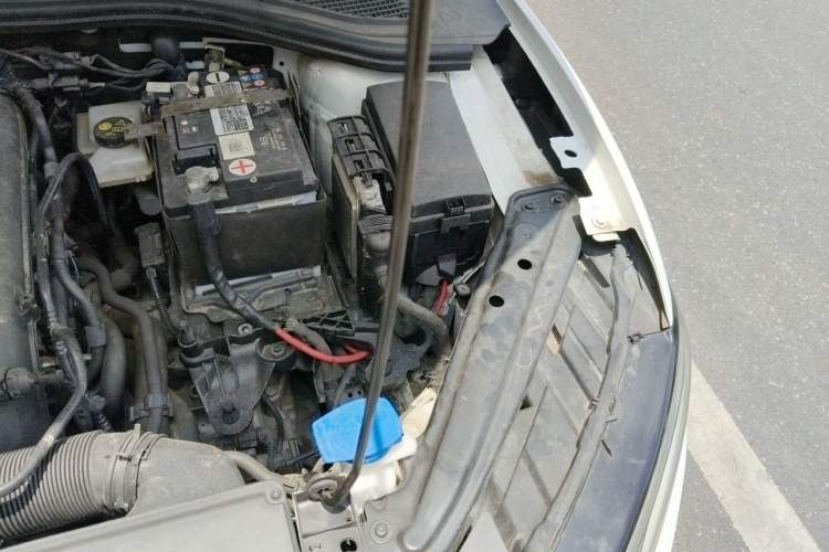 Used Volkswagen Sagitar 2021 200TSI DSG Excellence Edition Engine Bay Left