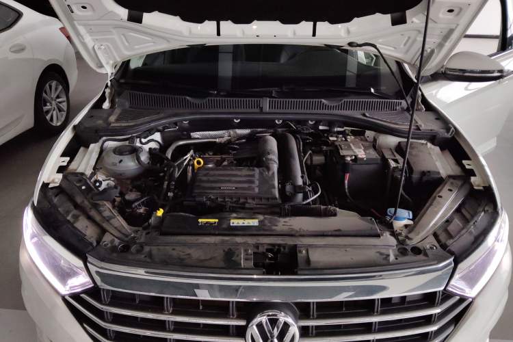 Used Volkswagen Sagitar 2021 280TSI DSG Excellence Edition Engine Bay
