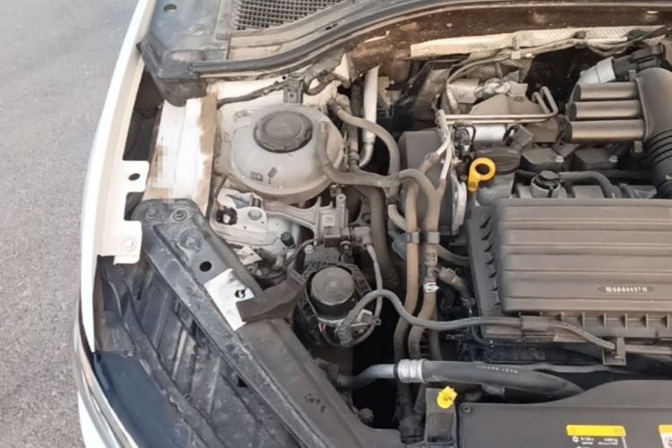 Used Volkswagen Sagitar 2021 280TSI DSG 30th Anniversary Edition Engine Bay Right