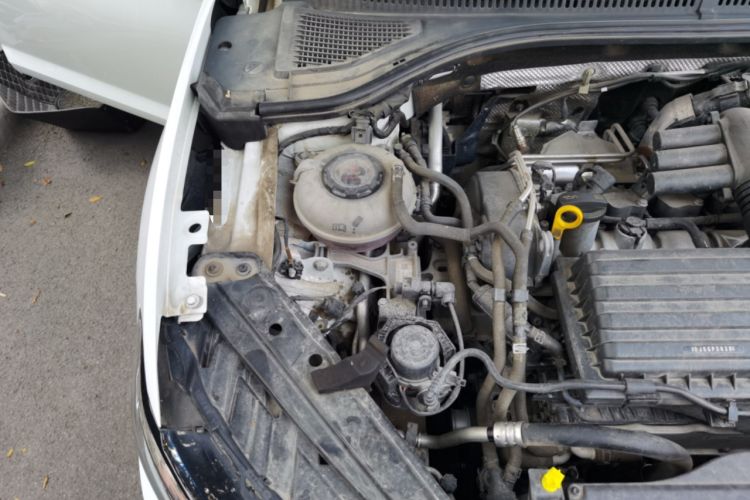 Used Volkswagen Sagitar 2021 280TSI DSG Luxury Smart Connectivity Edition Engine Bay Right