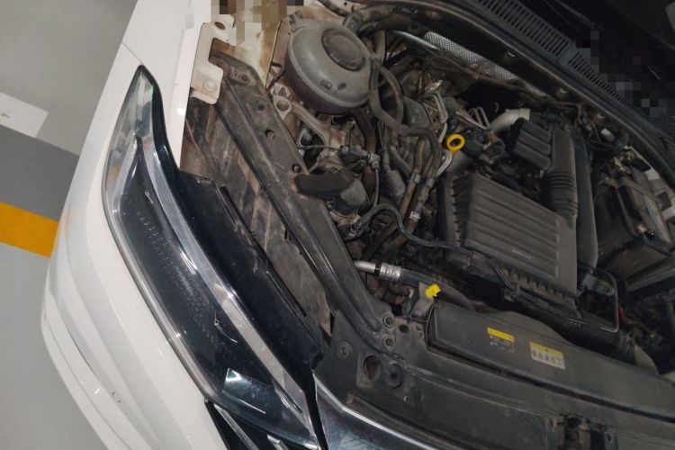 Used Volkswagen Sagitar 2021 280TSI DSG Luxury Smart Connectivity Edition Engine Bay Right