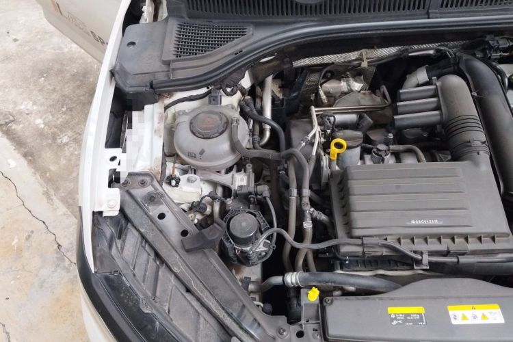 Used Volkswagen Sagitar 2021 280TSI DSG Excellence Edition Engine Bay Right