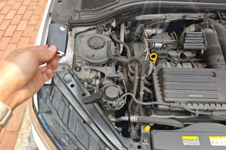 Used Volkswagen Sagitar 2021 280TSI DSG Comfort Connect Edition Engine Bay Right