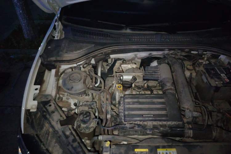 Used Volkswagen Sagitar 2021 280TSI DSG Excellence Edition Engine Bay Right