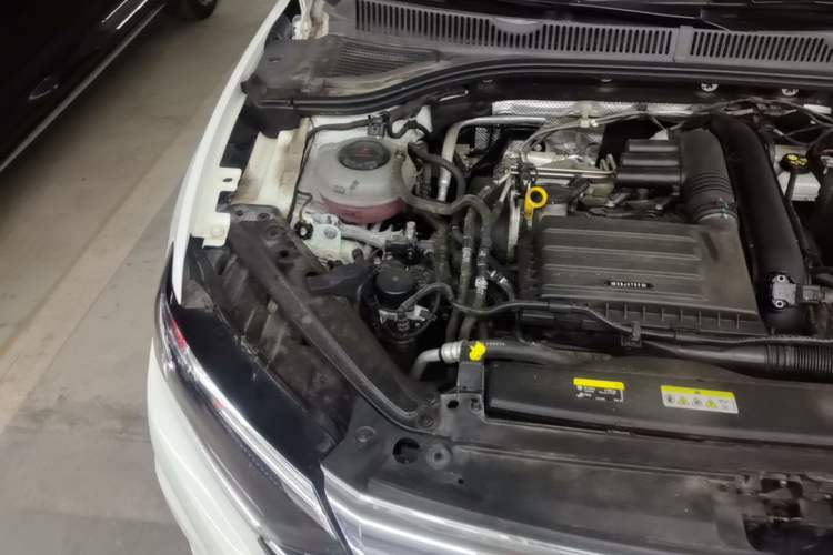 Used Volkswagen Sagitar 2021 280TSI DSG Excellence Edition Engine Bay Right
