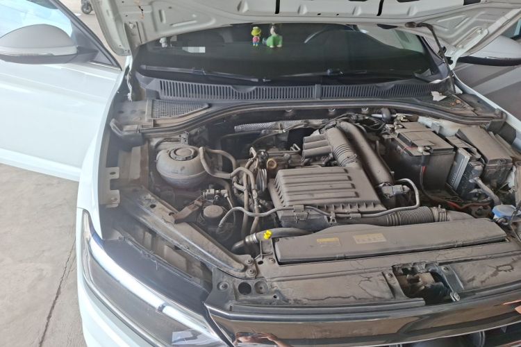 Used Volkswagen Sagitar 2021 280TSI DSG Excellence Edition Engine Bay Right