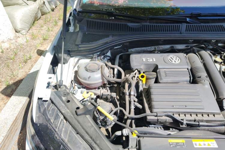 Used Volkswagen Sagitar 2021 280TSI DSG Excellence Edition Engine Bay Right