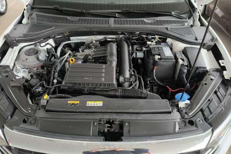 Used Volkswagen Sagitar 2021 280TSI DSG Luxury Smart Connectivity Edition Engine Bay