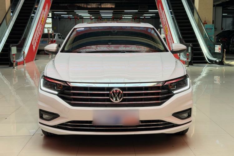 Used Volkswagen Sagitar 2021 280TSI DSG 30th Anniversary Edition Exterior 1