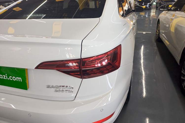 Used Volkswagen Sagitar 2021 200TSI DSG Excellence Edition Exterior 3