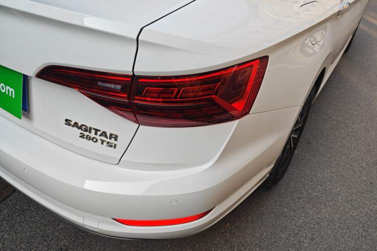 Used Volkswagen Sagitar 2021 280TSI DSG Comfort Connect Edition Exterior 3