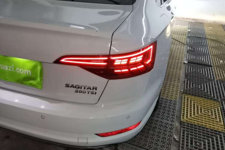 Used Volkswagen Sagitar 2021 280TSI DSG Excellence Edition Exterior 3