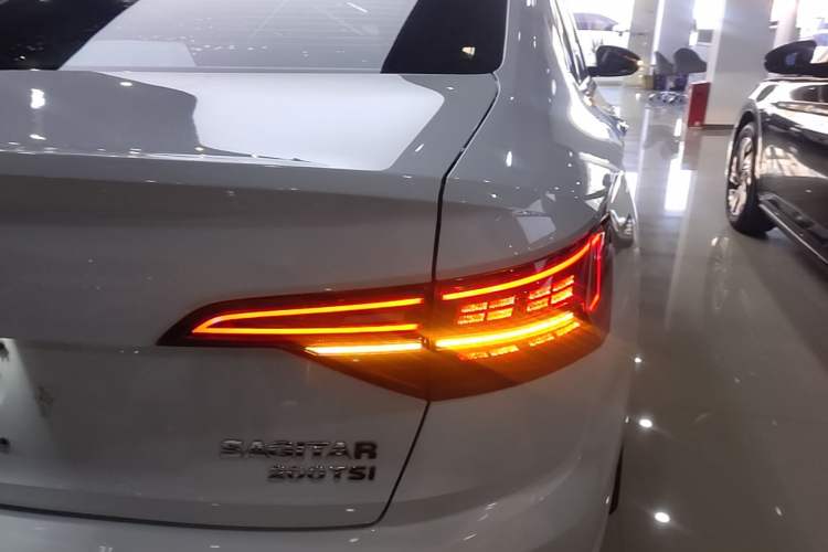 Used Volkswagen Sagitar 2021 200TSI DSG Comfort Connect Edition Exterior 3