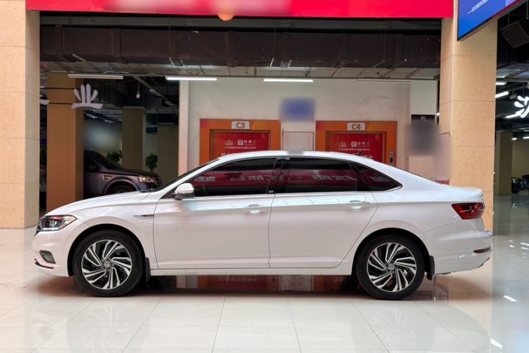 Used Volkswagen Sagitar 2021 280TSI DSG 30th Anniversary Edition Exterior 3