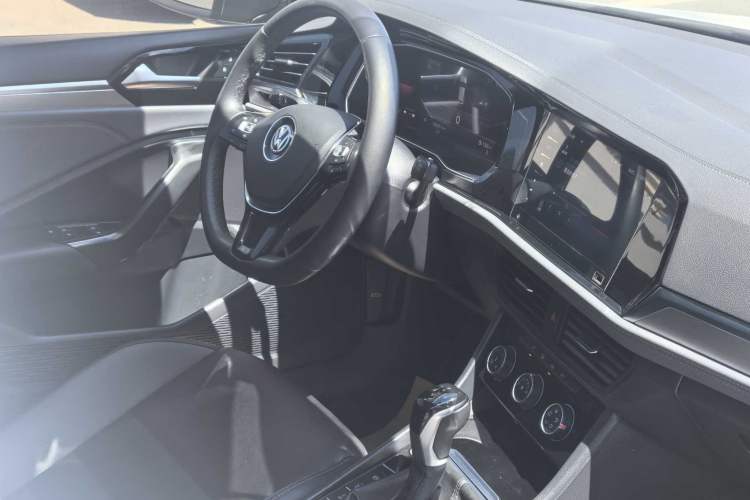 Used Volkswagen Sagitar 2021 280TSI DSG Excellence Edition Exterior 9