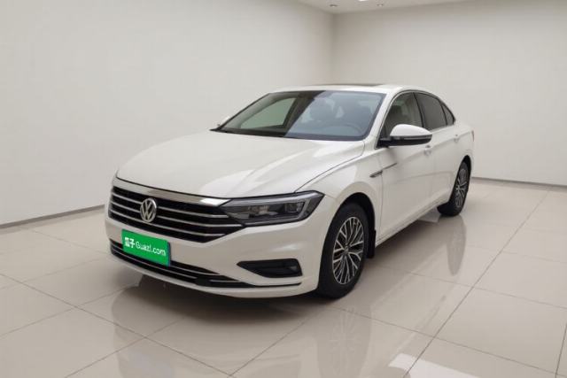 Ojetý Volkswagen Sagitar 2021 280TSI DSG Comfort Connect Edition
