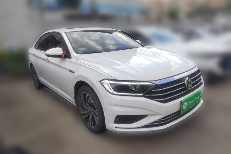 Used Volkswagen Sagitar 2021 200TSI DSG Excellence Edition Front Right 45 Deg
