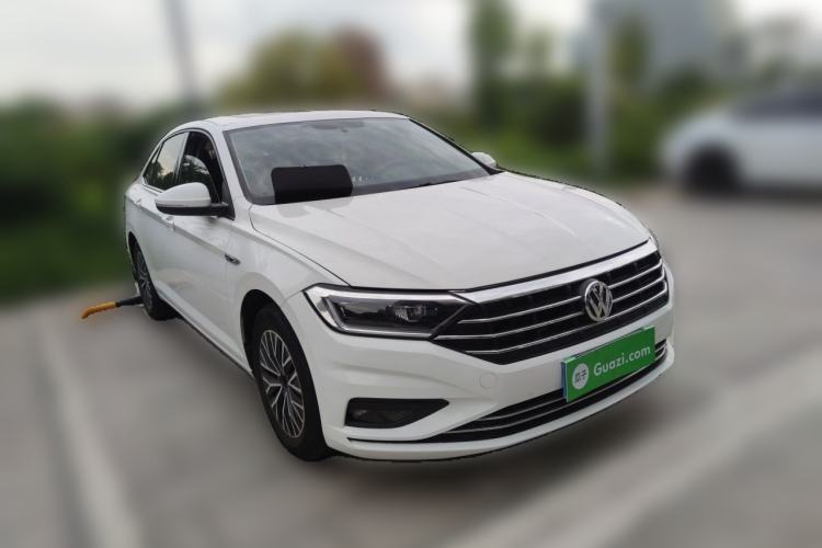 Used Volkswagen Sagitar 2021 280TSI DSG Luxury Smart Connectivity Edition Front Right 45 Deg
