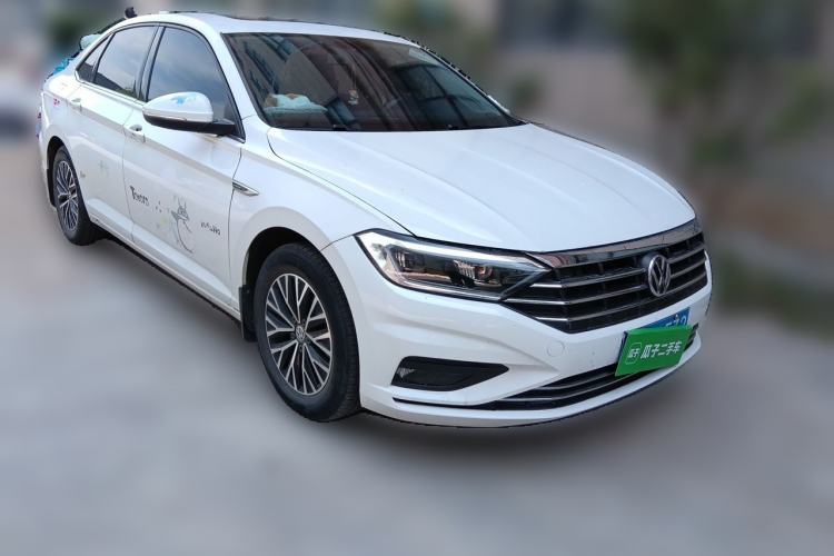 Used Volkswagen Sagitar 2021 200TSI DSG Comfort Connect Edition Front Right 45 Deg