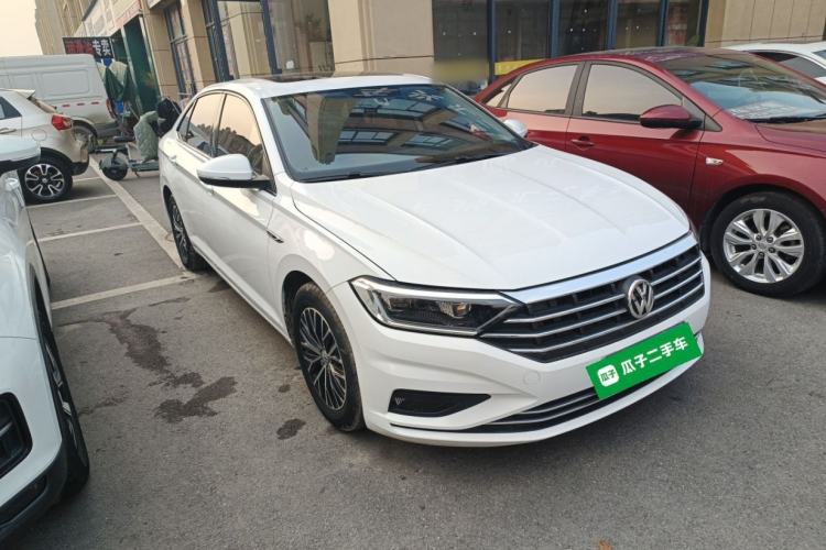 Used Volkswagen Sagitar 2021 280TSI DSG Comfort Connect Edition Front Right 45 Deg