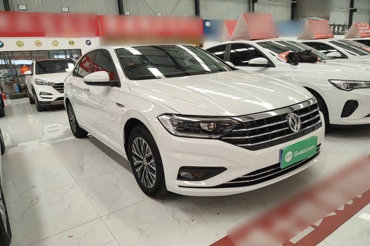 Used Volkswagen Sagitar 2021 200TSI DSG Comfort Connect Edition Front Right 45 Deg