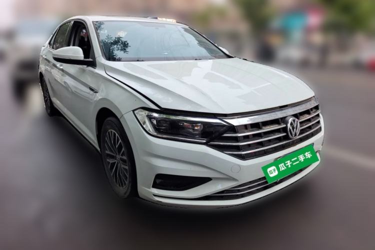 Used Volkswagen Sagitar 2021 280TSI DSG Comfort Connect Edition Front Right 45 Deg