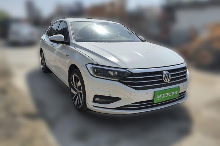 Used Volkswagen Sagitar 2021 280TSI DSG Excellence Edition Front Right 45 Deg
