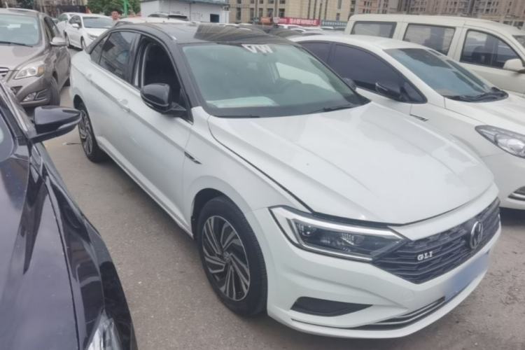 Used Volkswagen Sagitar 2021 280TSI DSG Excellence Edition Front Right 45 Deg