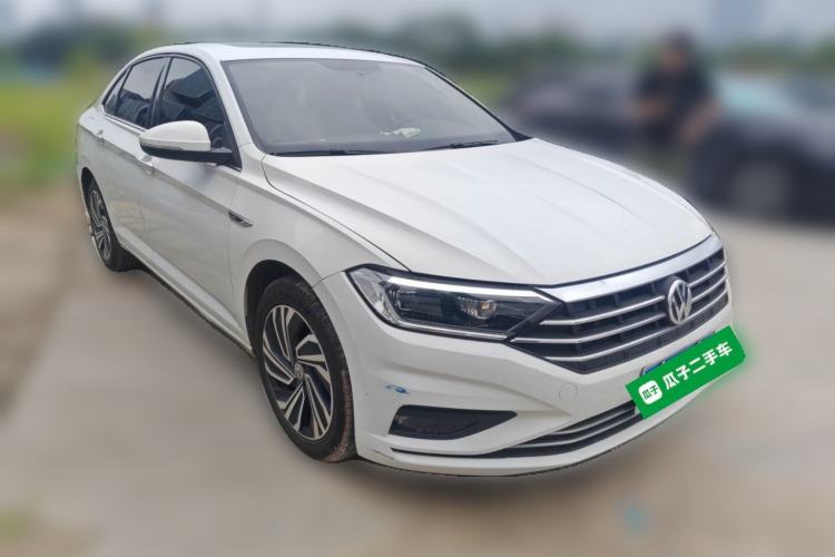 Used Volkswagen Sagitar 2021 280TSI DSG Excellence Edition Front Right 45 Deg
