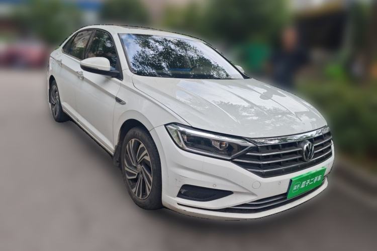 Used Volkswagen Sagitar 2021 200TSI DSG Excellence Edition Front Right 45 Deg