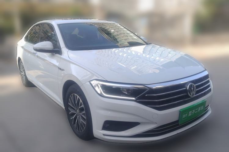 Used Volkswagen Sagitar 2021 280TSI DSG Comfort Connect Edition Front Right 45 Deg