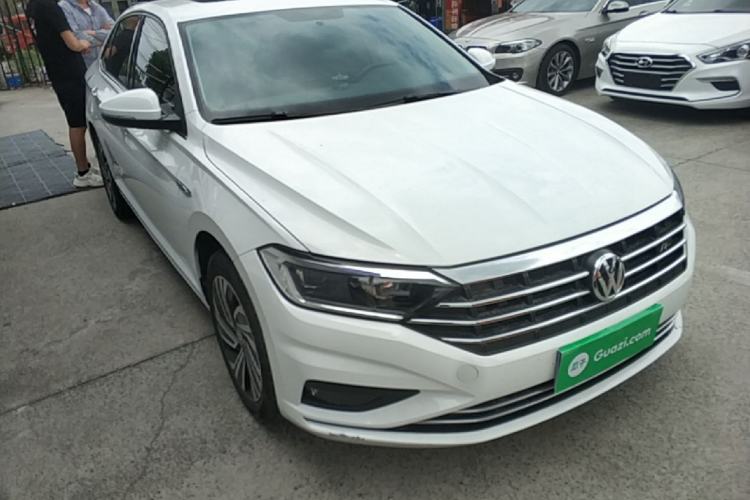Used Volkswagen Sagitar 2021 280TSI DSG Excellence Edition Front Right 45 Deg