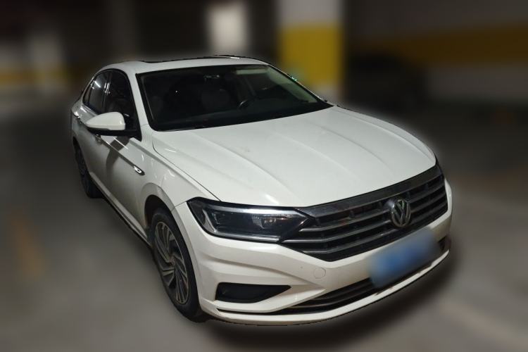 Used Volkswagen Sagitar 2021 280TSI DSG Excellence Edition Front Right 45 Deg