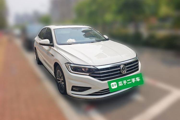 Used Volkswagen Sagitar 2021 280TSI DSG Comfort Connect Edition Front Right 45 Deg